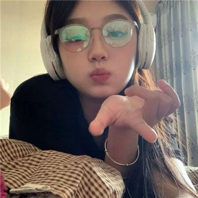 阳光下的冰器